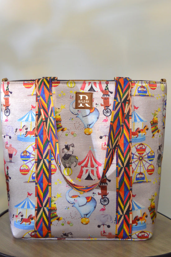 The Circus Odessy (Pink Lavender Color)