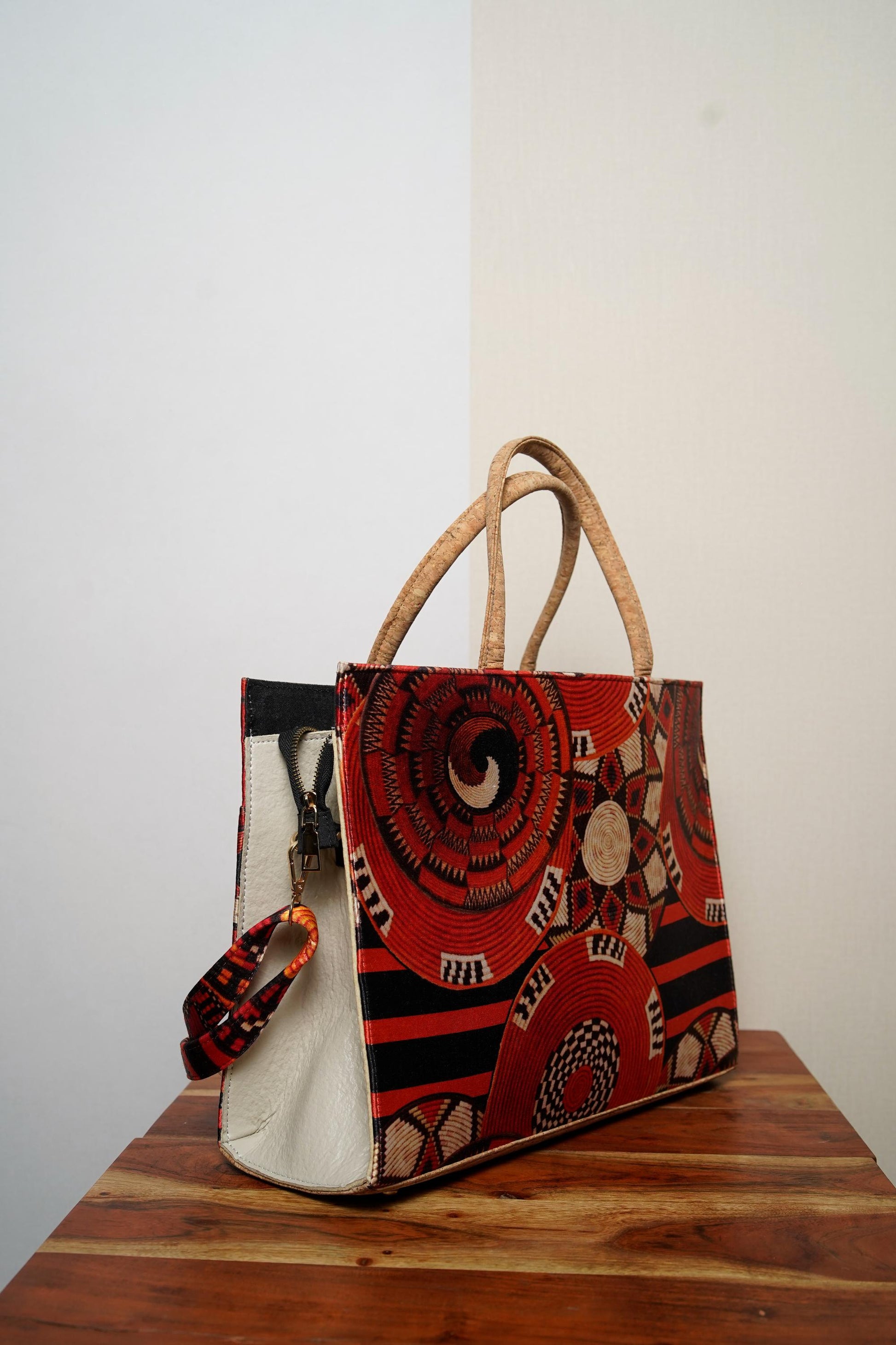 Coral Black